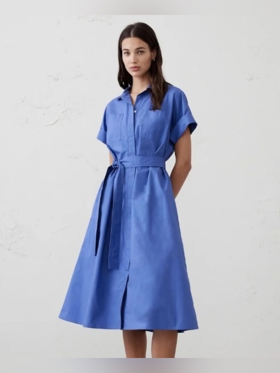 Banana Republic Dresses & Skirts - Women’s blue Banana Republic tie-waist midi shirtdress size large NWT